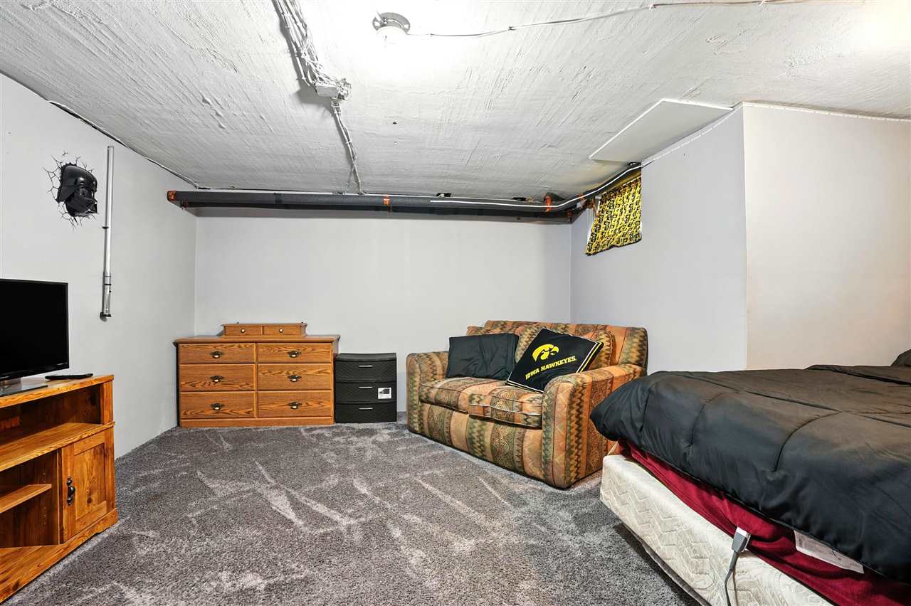 605 Williams Victor IA 52347