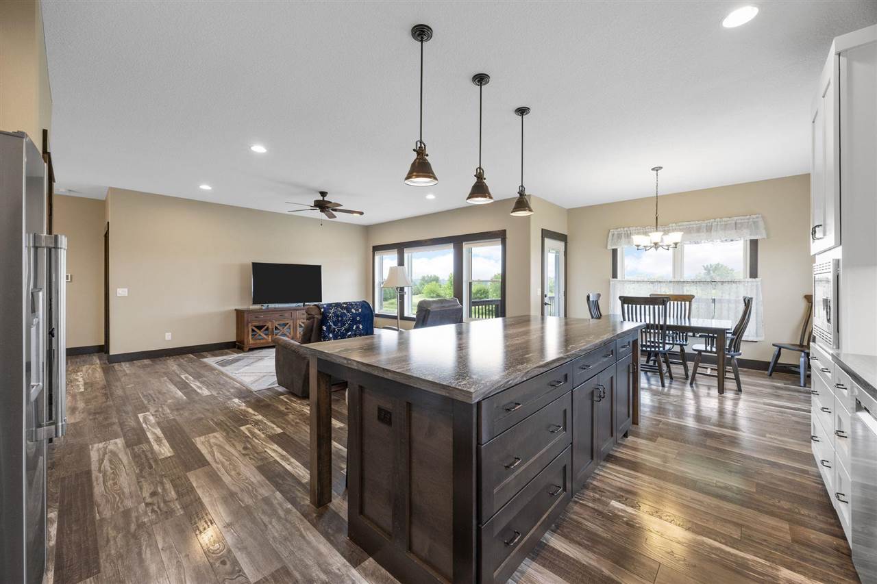 3363 Southridge Drive Amana IA 52203