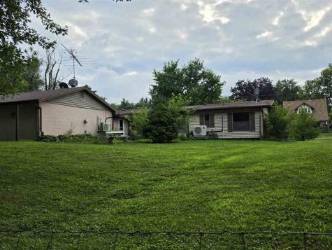 13480 190th Avenue Keswick IA 50136