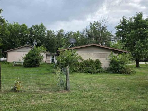 13480 190th Avenue Keswick IA 50136