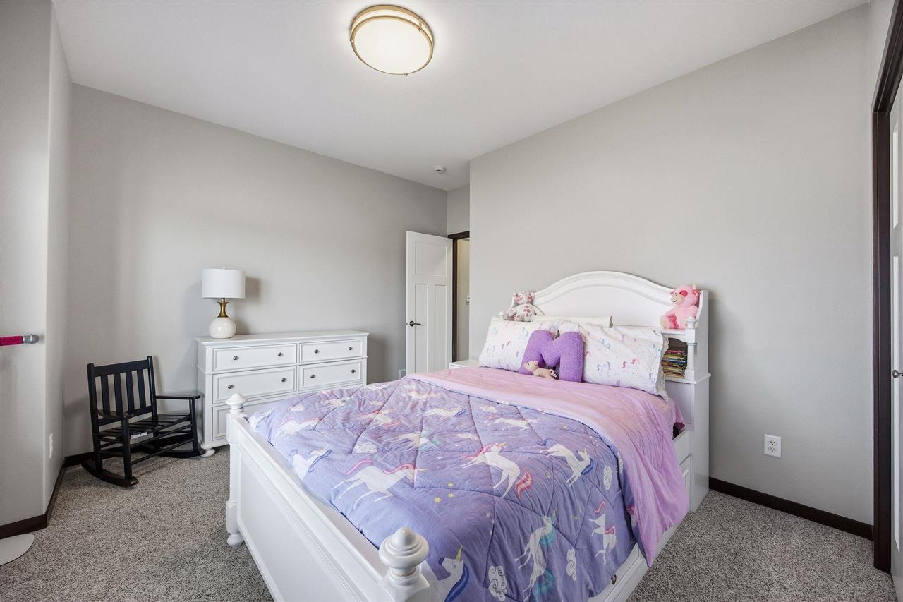 702 Raymond Drive Solon IA 52333