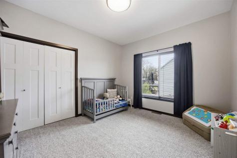 702 Raymond Drive Solon IA 52333
