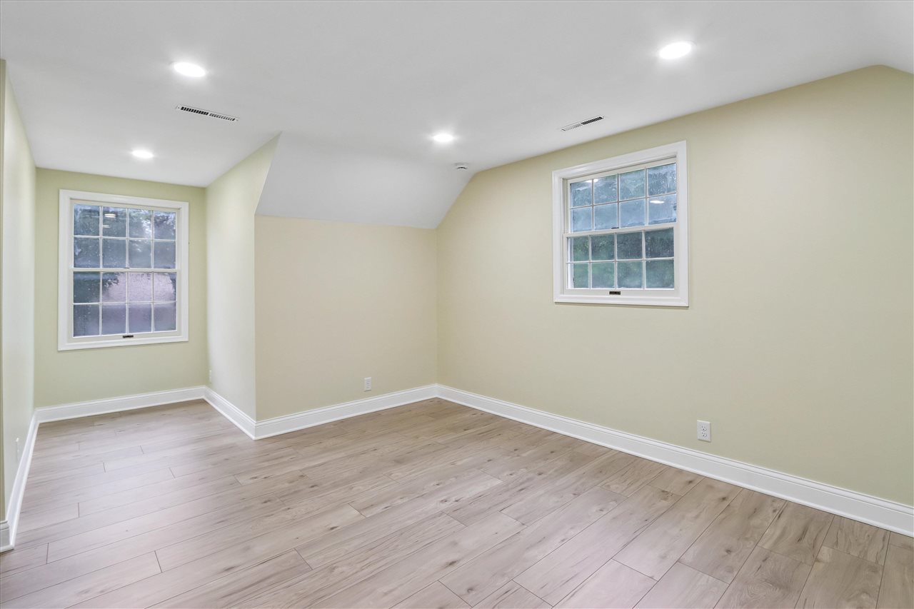 5 Hillcrest Heights Lane Mt Vernon IA 52314