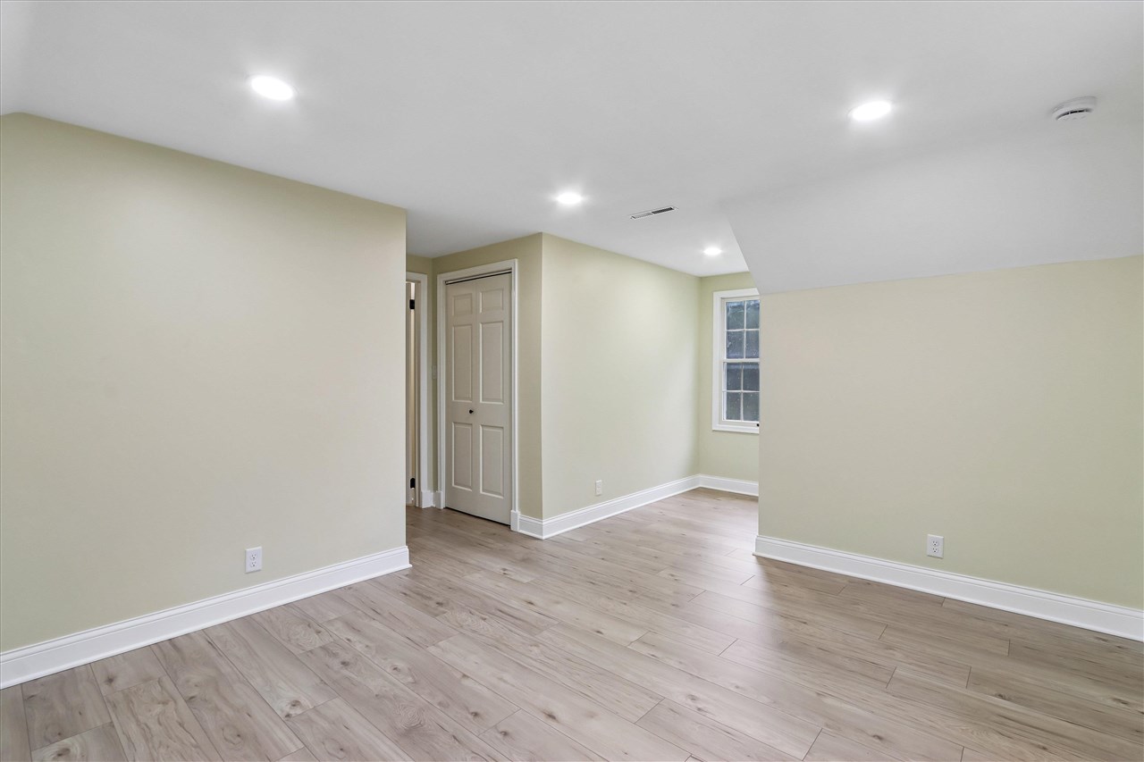 5 Hillcrest Heights Lane Mt Vernon IA 52314