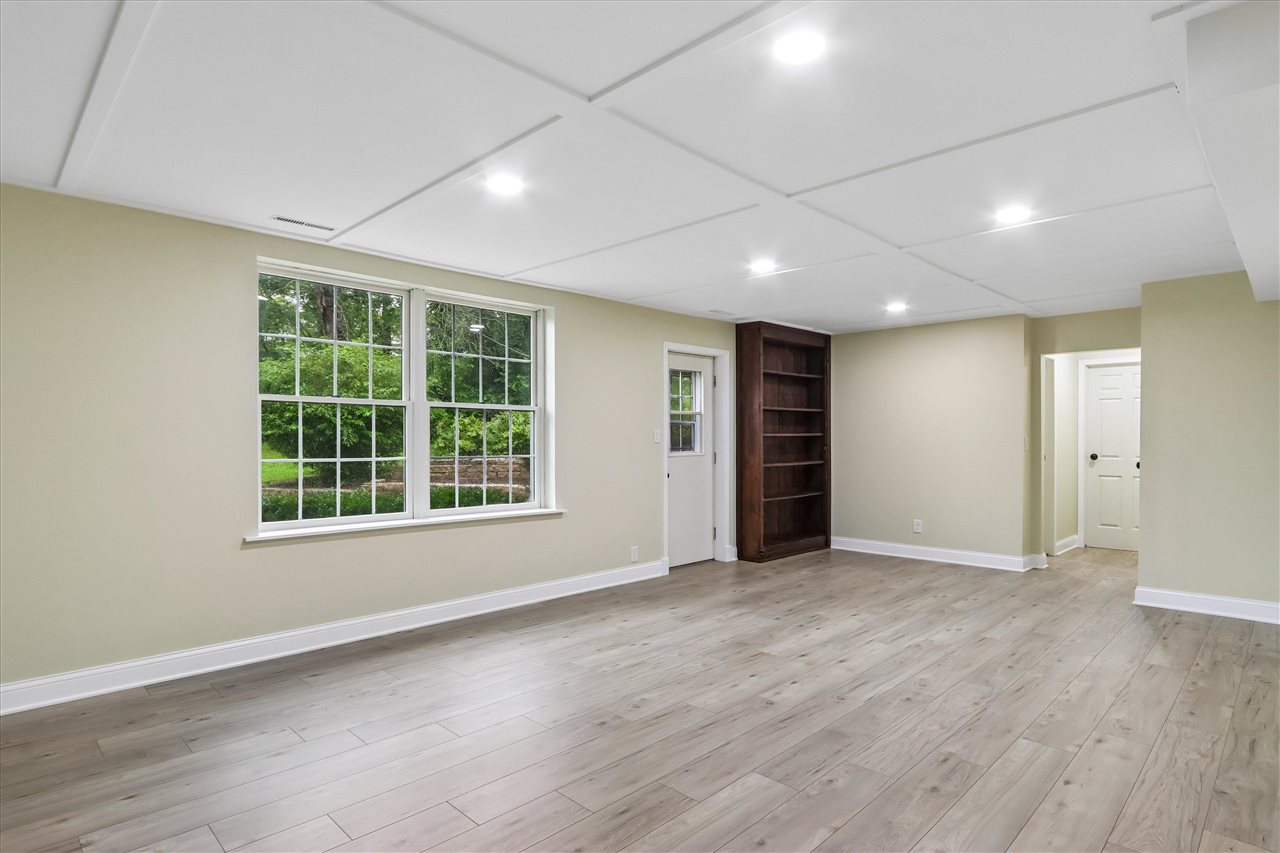 5 Hillcrest Heights Lane Mt Vernon IA 52314