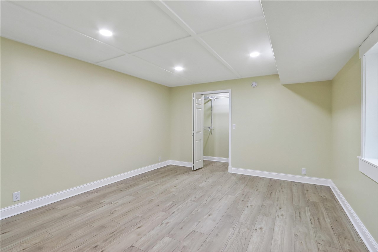 5 Hillcrest Heights Lane Mt Vernon IA 52314