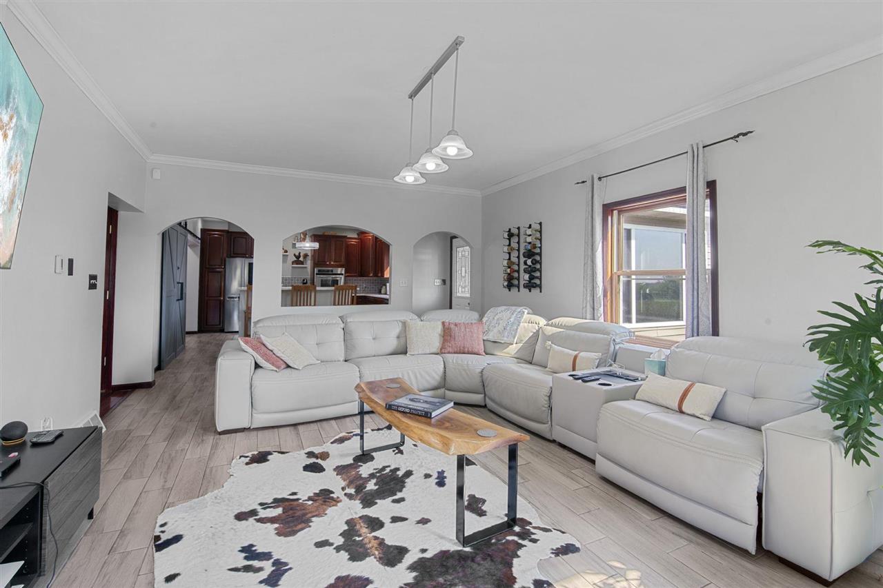 3332 Portwood Drive Homestead IA 52236