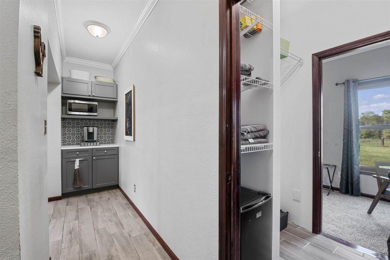 3332 Portwood Drive Homestead IA 52236