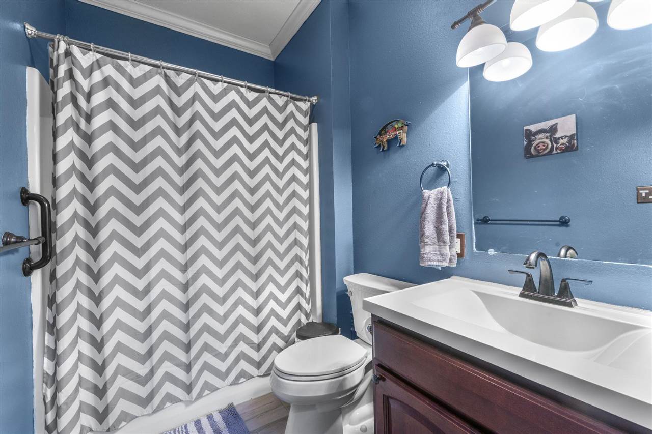 3332 Portwood Drive Homestead IA 52236