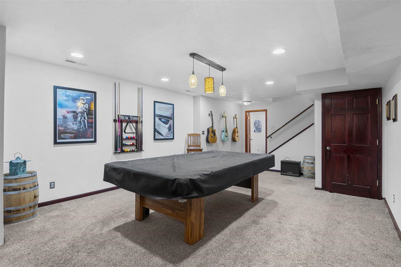 3332 Portwood Drive Homestead IA 52236