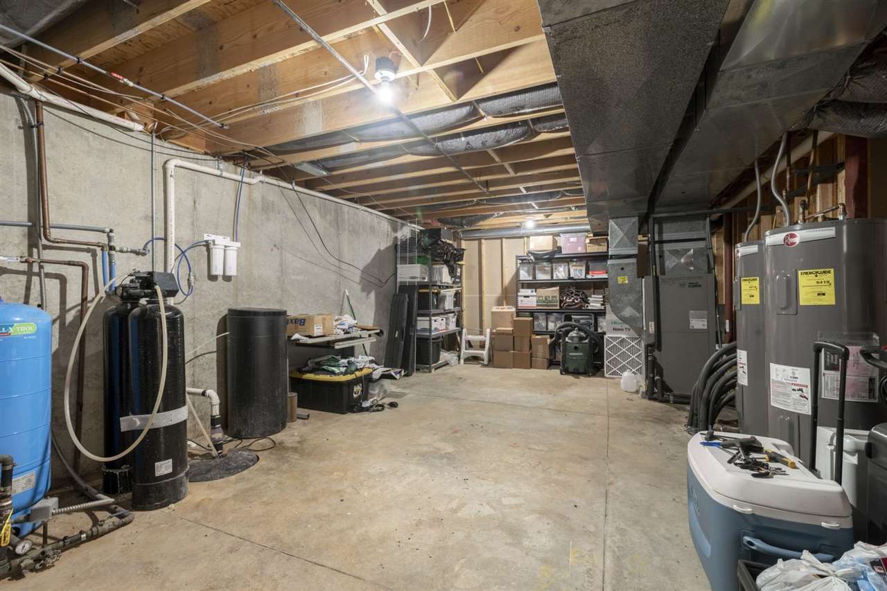 3332 Portwood Drive Homestead IA 52236