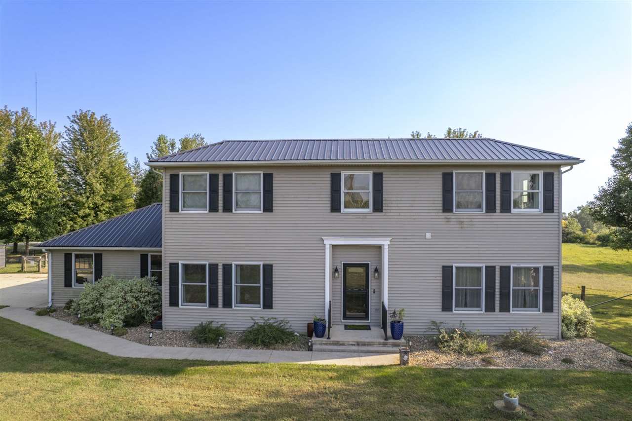 3332 Portwood Drive Homestead IA 52236