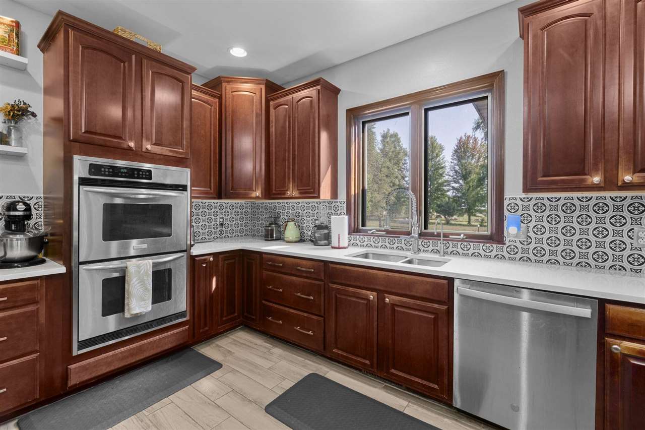 3332 Portwood Drive Homestead IA 52236