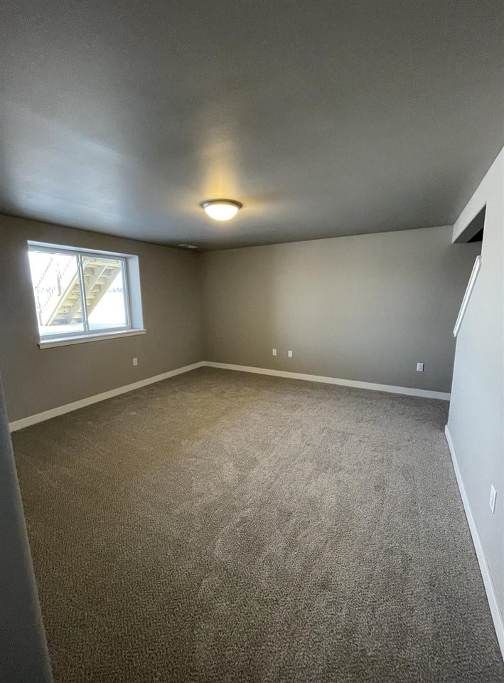 848 Armands Lane Tiffin IA 52340