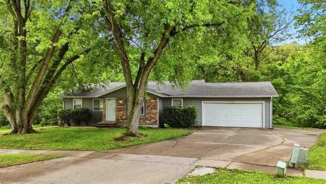 1467 Valley View Drive Coralville IA 52241
