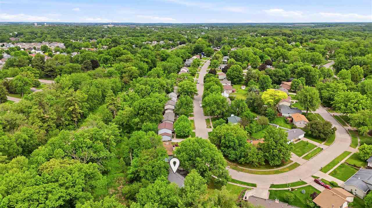 1467 Valley View Drive Coralville IA 52241