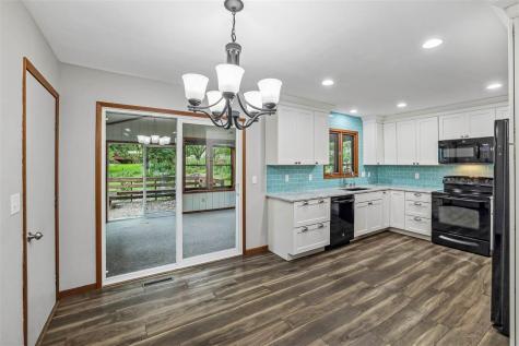 109 Oberlin Street Iowa City IA 52245