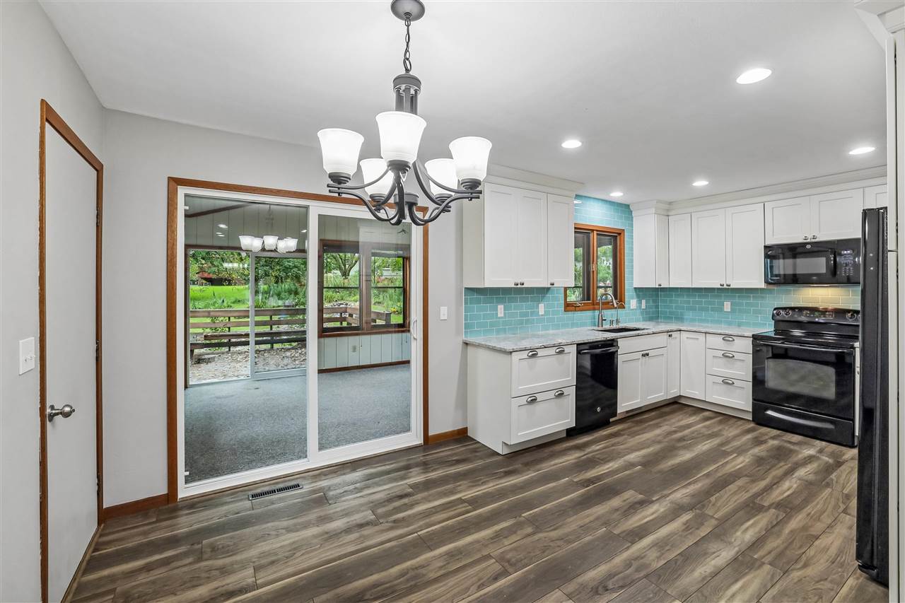 109 Oberlin Street Iowa City IA 52245