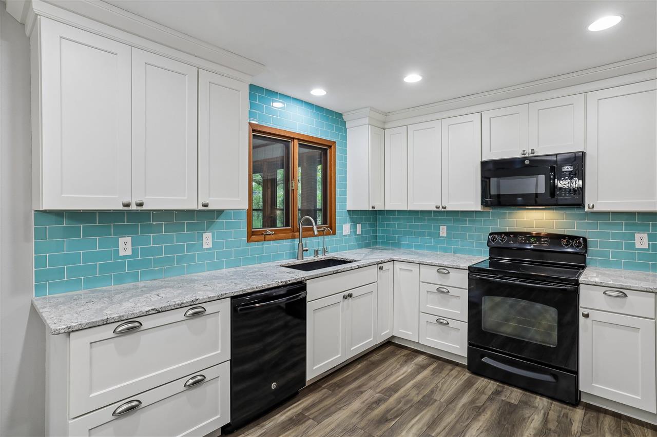 109 Oberlin Street Iowa City IA 52245