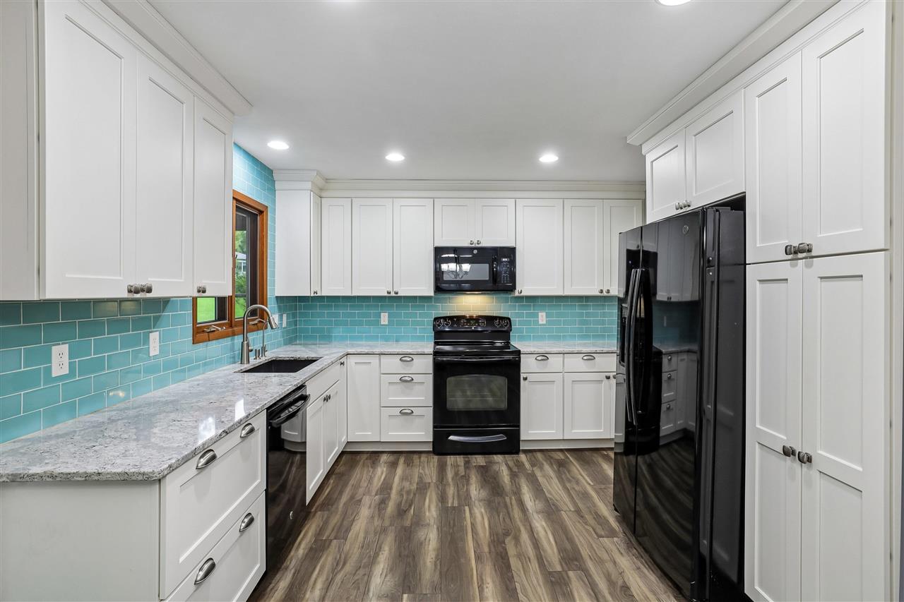 109 Oberlin Street Iowa City IA 52245