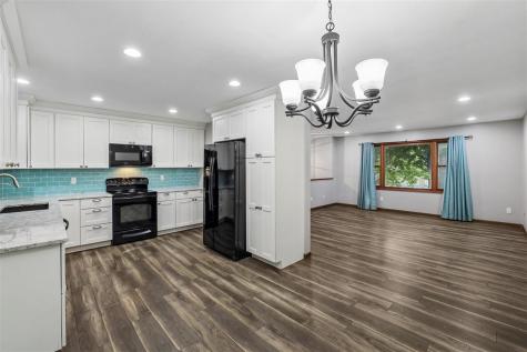 109 Oberlin Street Iowa City IA 52245