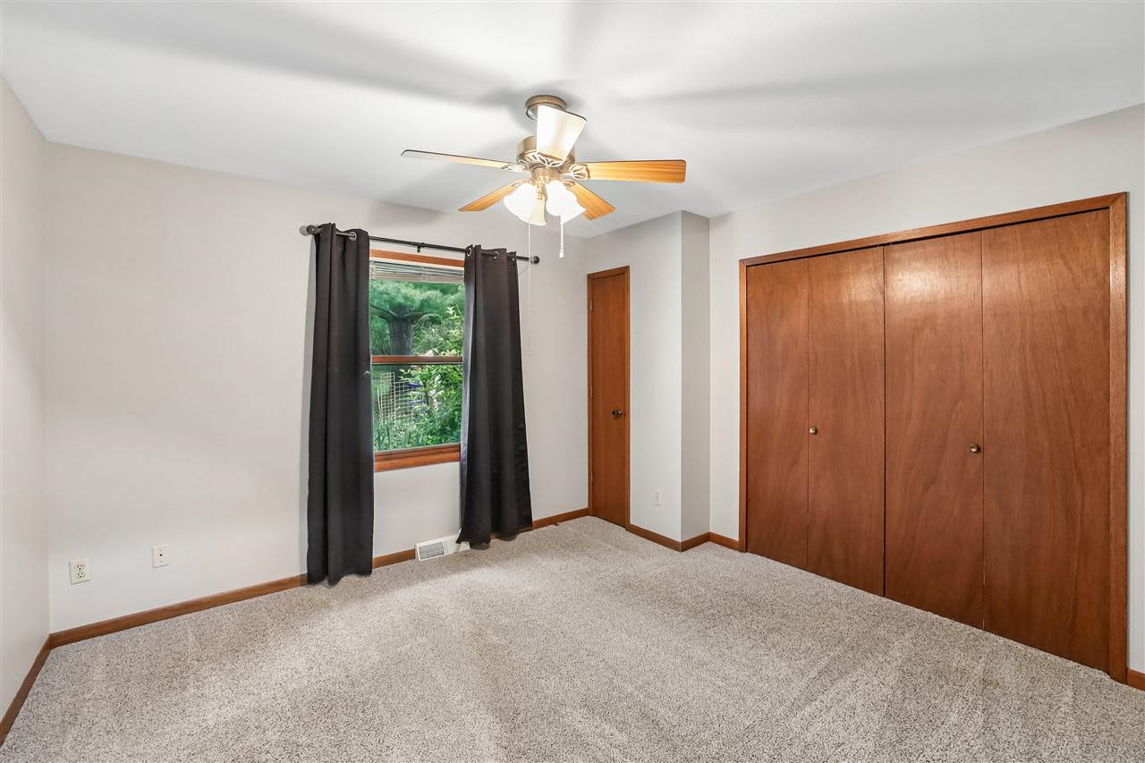 109 Oberlin Street Iowa City IA 52245