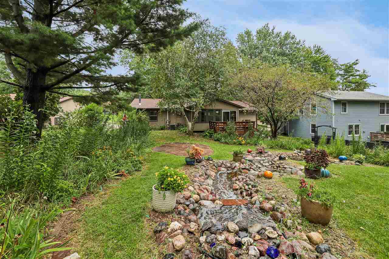 109 Oberlin Street Iowa City IA 52245