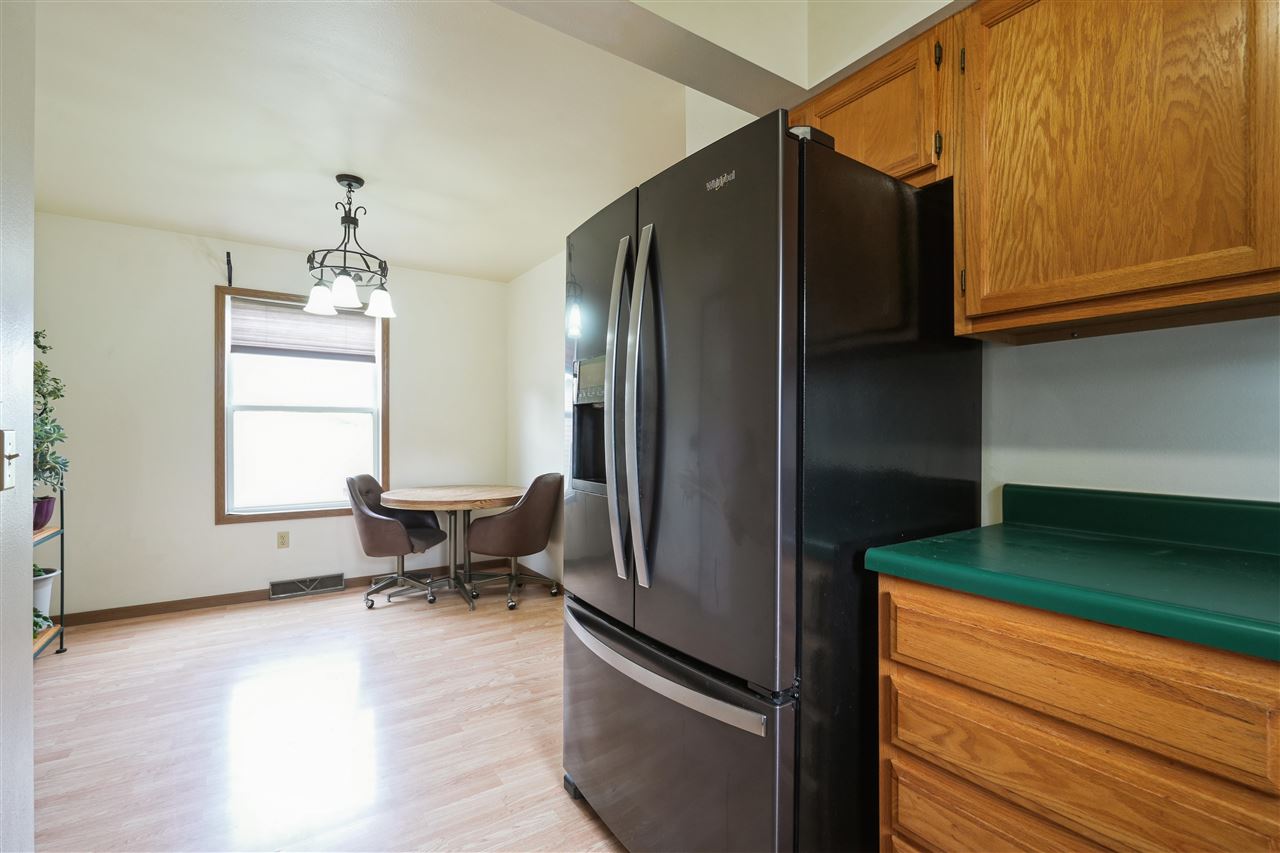 506 W 2nd Street Mechanicsville IA 52306