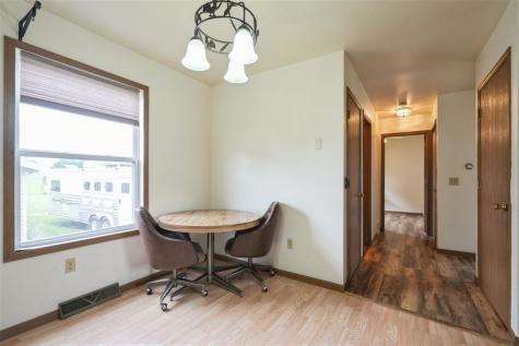 506 W 2nd Street Mechanicsville IA 52306