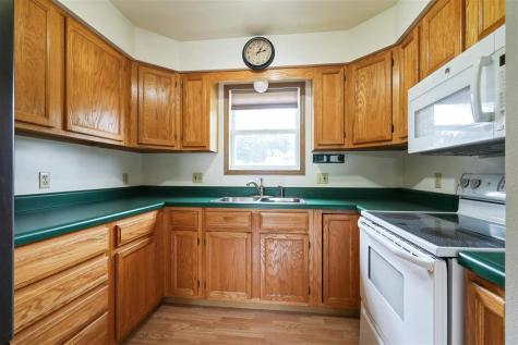 506 W 2nd Street Mechanicsville IA 52306