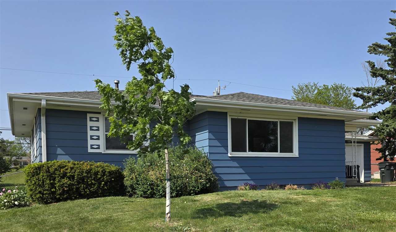 2222 Evergreen Street NE Cedar Rapids IA 52402