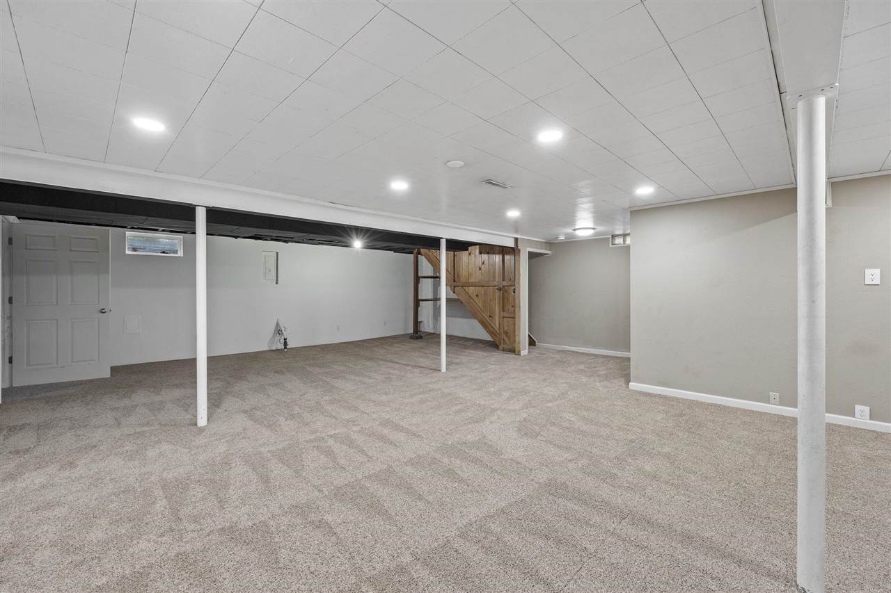 2222 Evergreen Street NE Cedar Rapids IA 52402