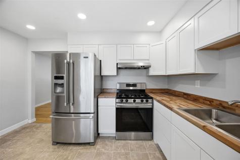 3016 Raven Street Iowa City IA 52245