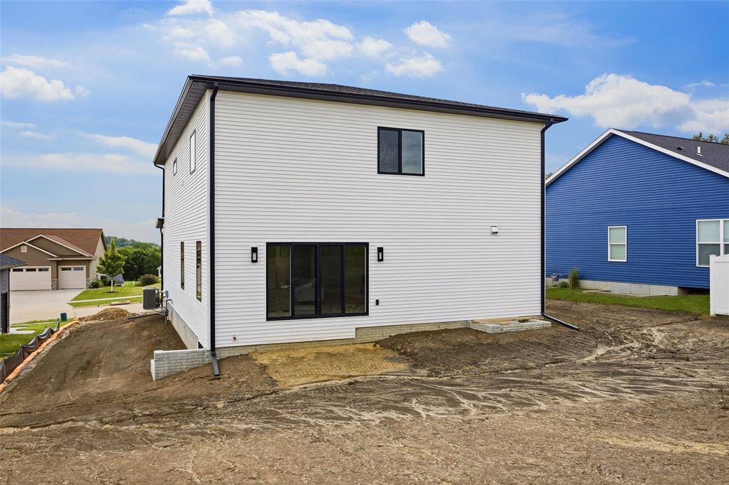 1615 38th Street SE Cedar Rapids IA 52403