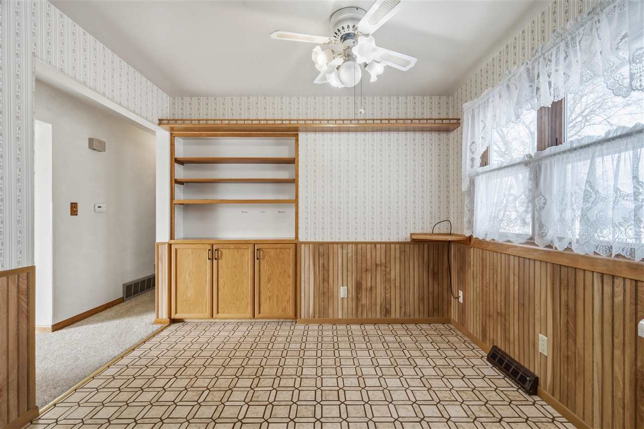 1204 Bowler Street Hiawatha IA 52233