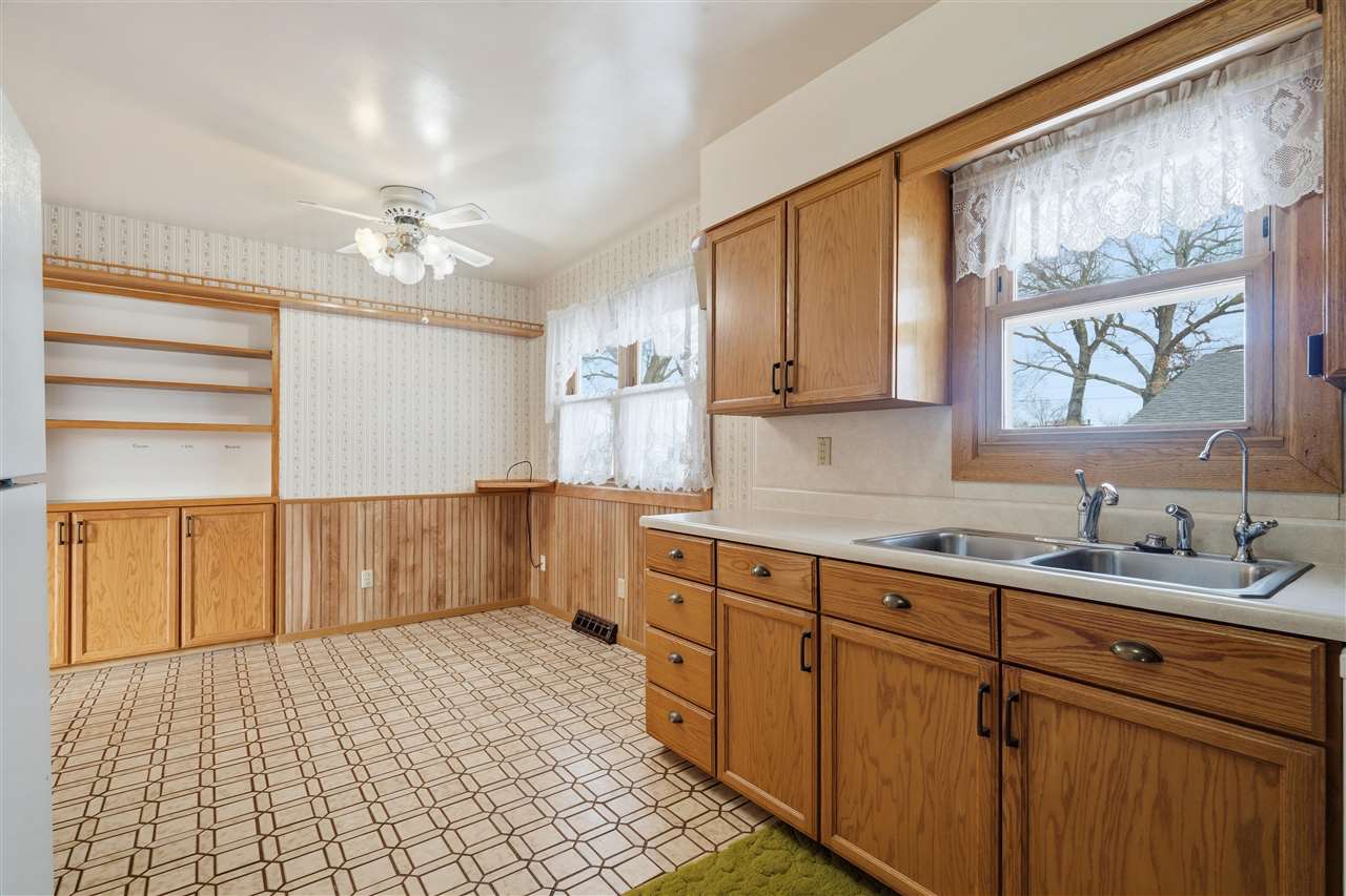 1204 Bowler Street Hiawatha IA 52233