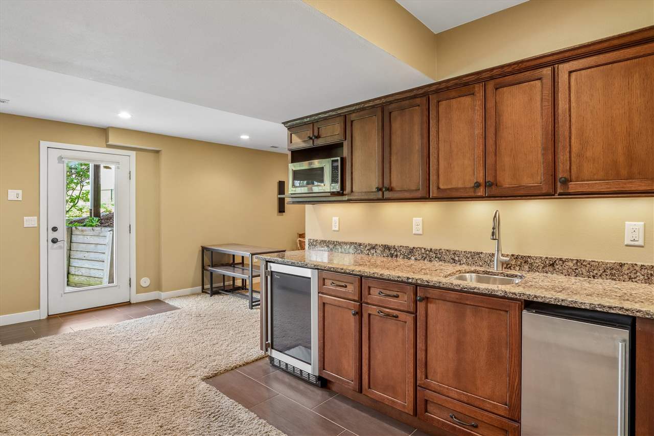 1060 Wild Prairie Drive Iowa City IA 52246