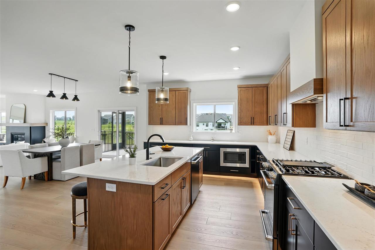 945 Yorkshire North Liberty IA 52317