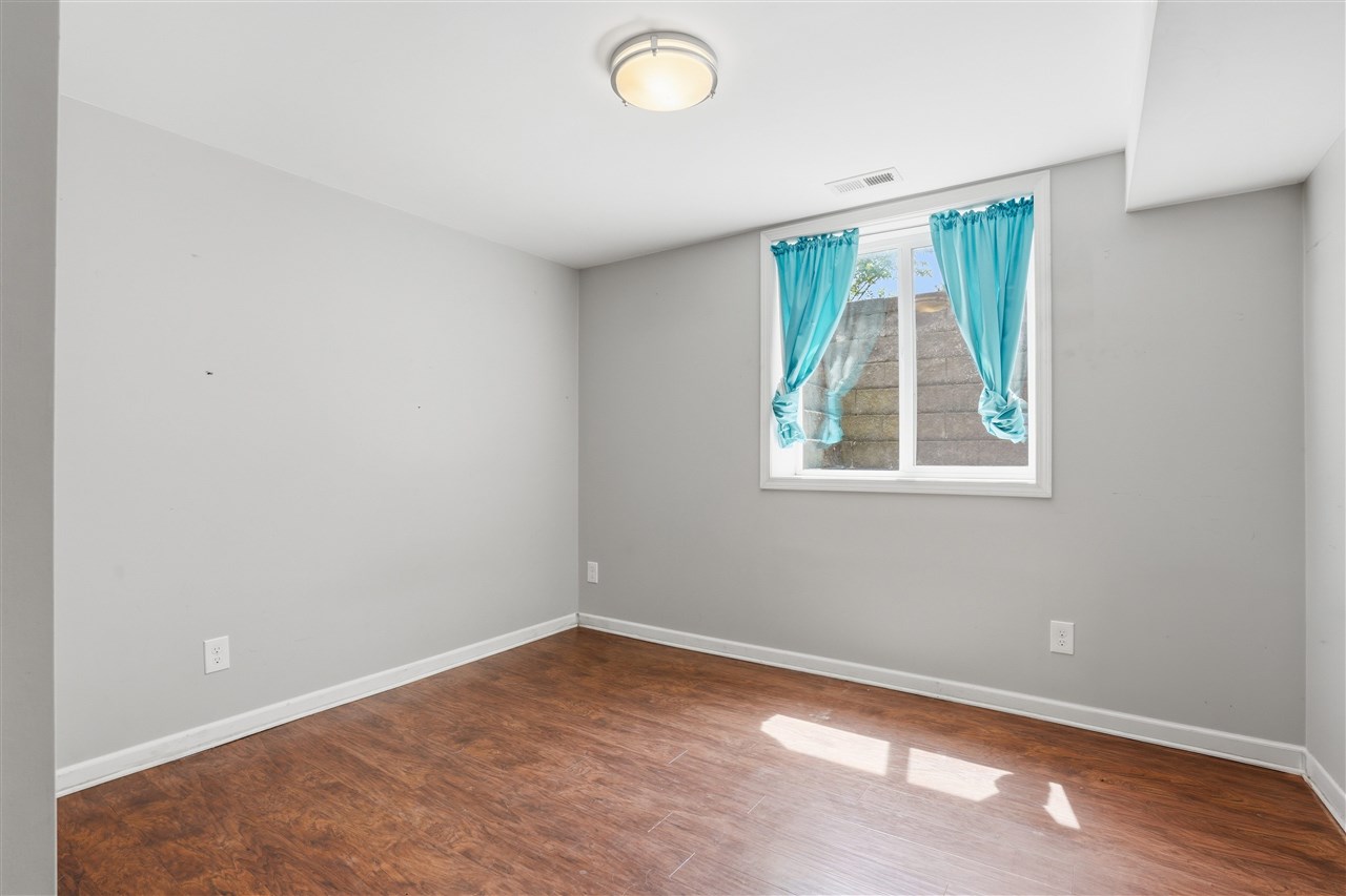 720 Lisbon Road NE Mt Vernon IA 52314
