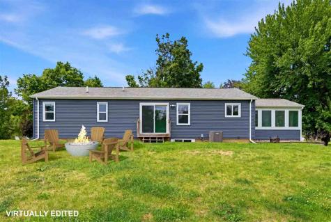 720 Lisbon Road NE Mt Vernon IA 52314