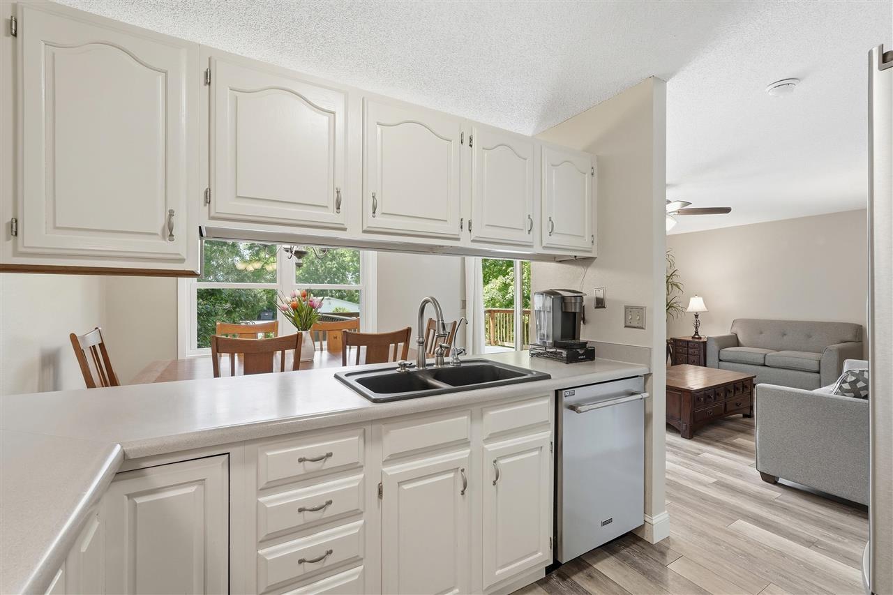 1010 N Boston Way Coralville IA 52241