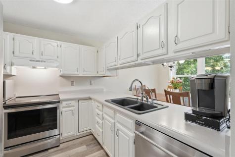1010 N Boston Way Coralville IA 52241