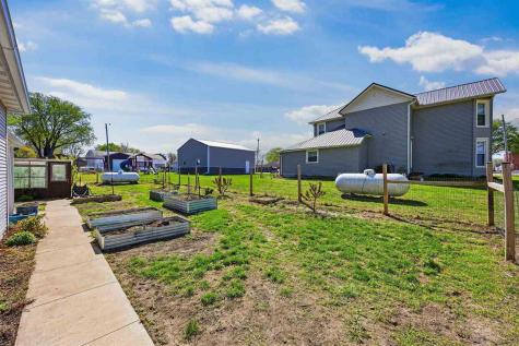 204 N Main Street Crawfordsville IA 52621