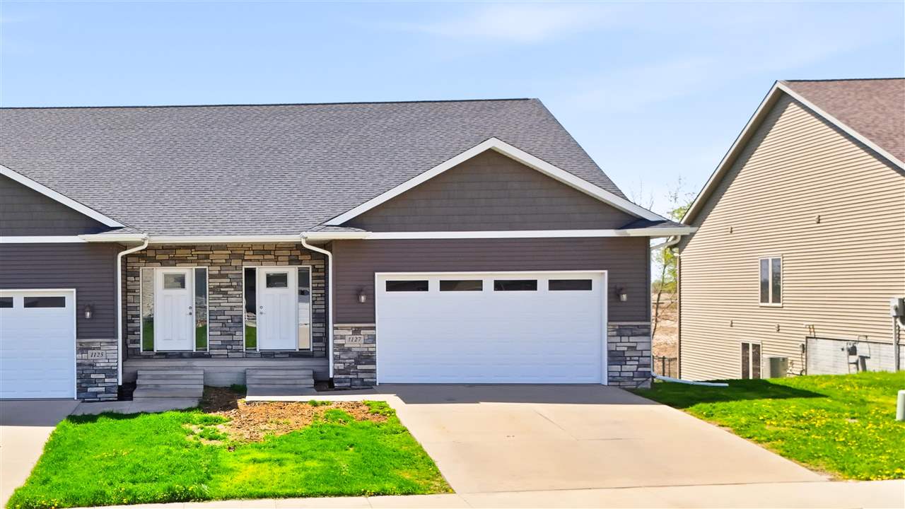 1127 Leann Circle North Liberty IA 52317