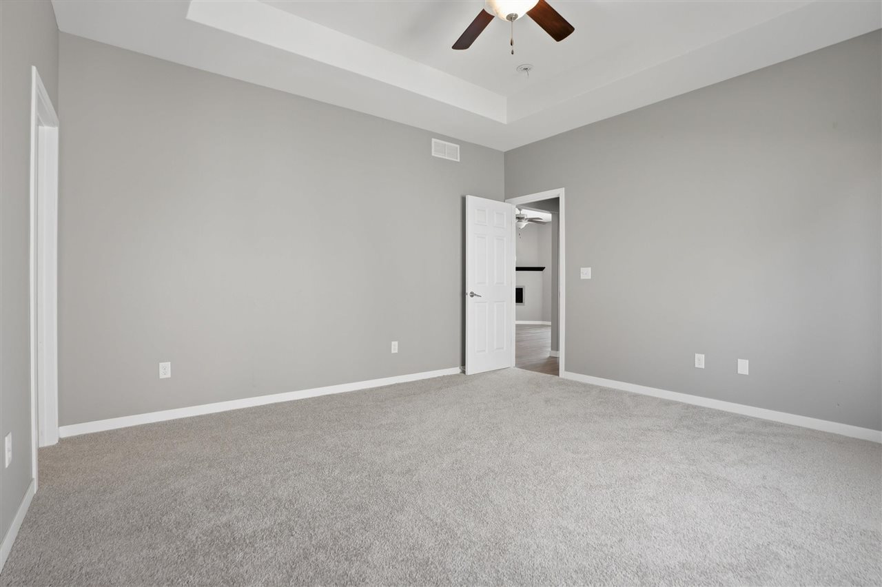 1127 Leann Circle North Liberty IA 52317