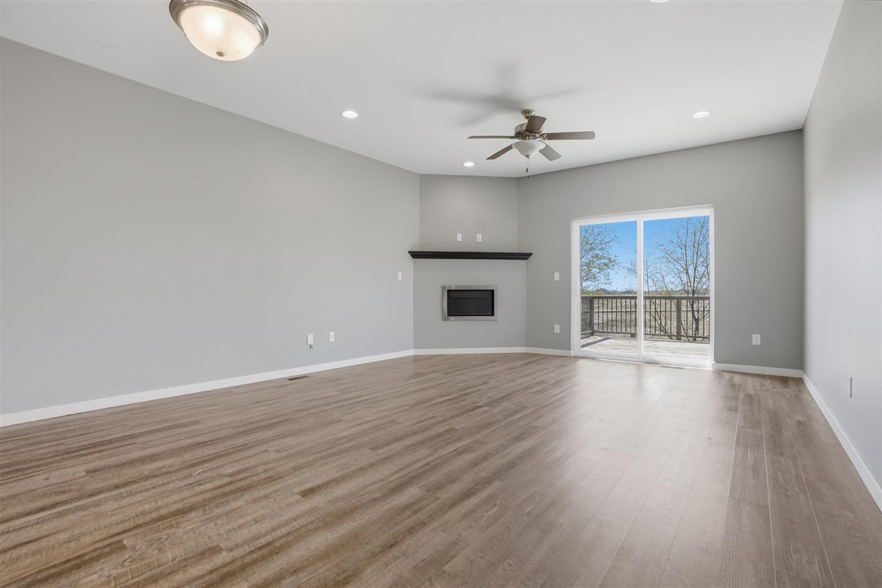 1127 Leann Circle North Liberty IA 52317