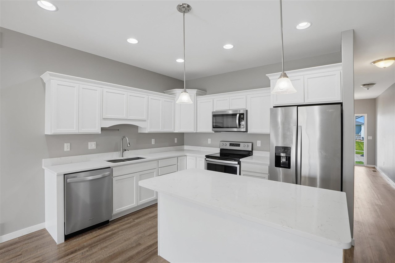 1127 Leann Circle North Liberty IA 52317