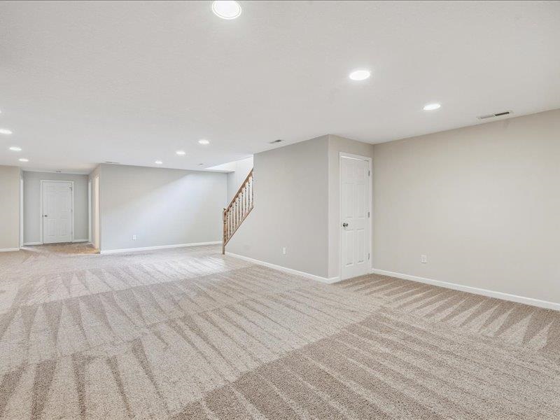 405 Linn Drive Palo IA 52324