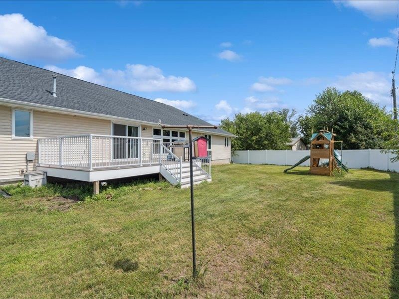 405 Linn Drive Palo IA 52324