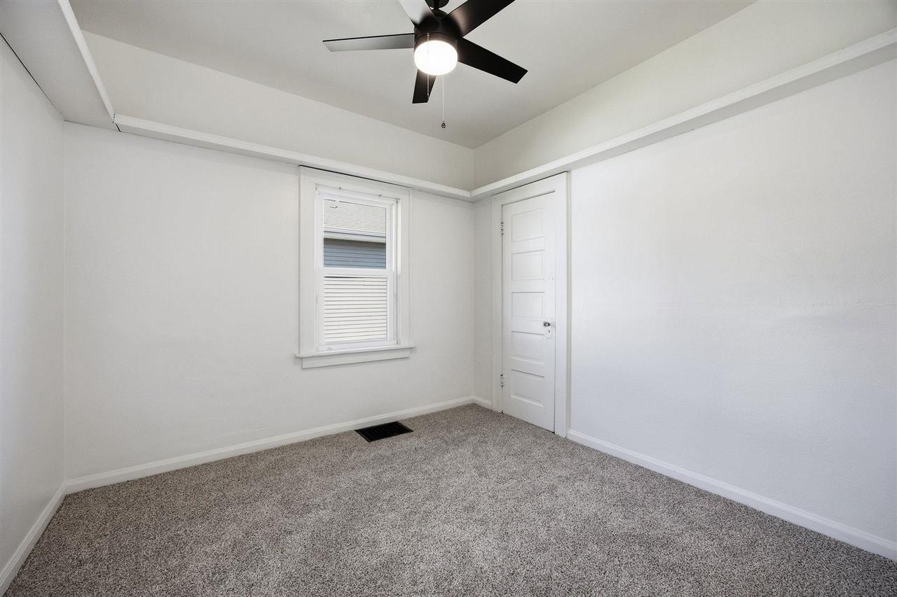 905 12th Street NE Cedar Rapids IA 52402